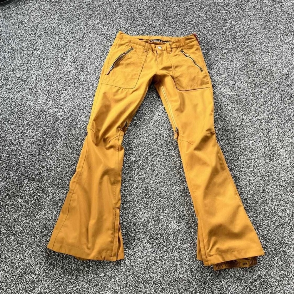 Burton size small snow pants